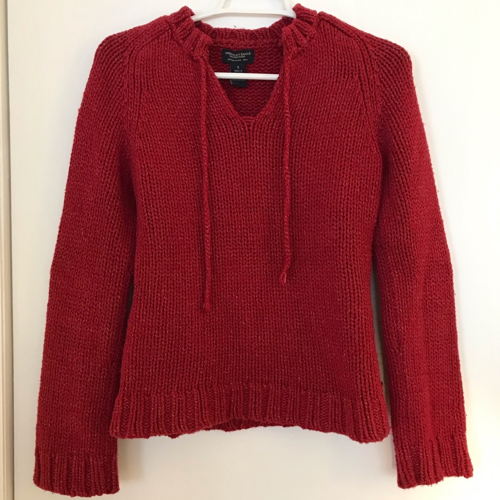 🦅AMERICAN EAGLE cherry red sweater